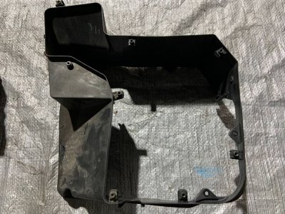 Корпус блоку запобіжників(середня частина) VW T5 7H0907296А VAG Фольксваген Т5