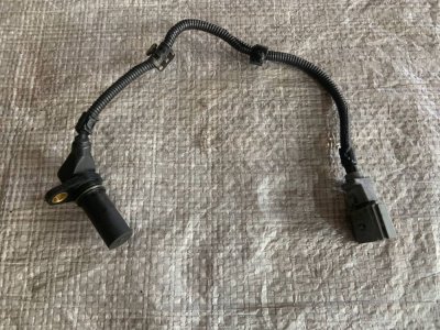 Датчик положення колінвалу 2.5TDI VW T5 070907319 VAG Фольксваген Т5