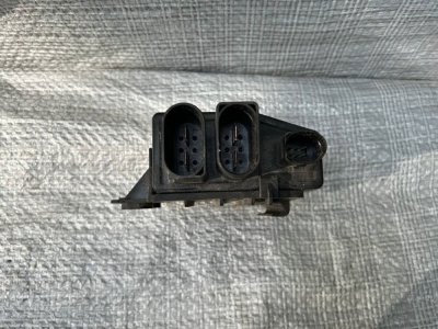 Регулятор обертів вентилятора VW T5 7H0919506D VAG Фольксваген Т5-1