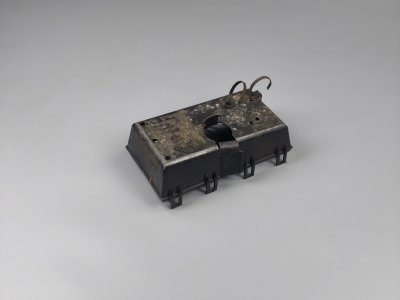 Кришка блока запобіжників 1.8TDCI 2002-2013 98AG14A142AD Форд Транзит Коннект