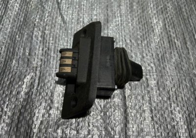Контактна група здвижних дверей правих (папа) VW T5 7H0907438C VAG Фольксваген Т5