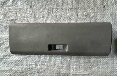 Кришка бардачка 1990-2003 VAG T4 701857123 Фольксваген Транспортер Т4
