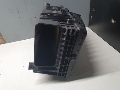 Корпус повітряного фільтра VW 3Q0129607D VAG Фольксваген B8-2