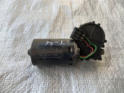 Моторчик склоочисника, двірників передній VW T4 701955113B VAG Фольксваген Т4