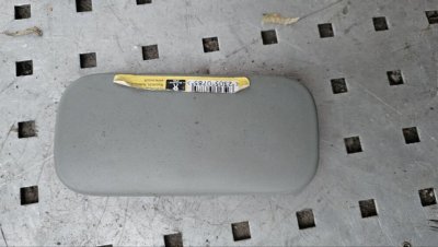 Накладка, заглушка полки салону 1997-2007 8200137843 Рено Кенго 1