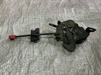 Замок капоту VW T4 701823509 VAG Фольксваген Т4