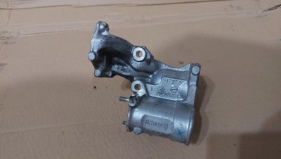 Корпус клапана ЕГР, EGR K9K 1.5DCI 352301 Рено Кенго