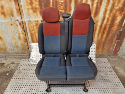 Сидіння подвійне пасажирське(колір і стан уточнювати) 2010+ 876010102R Рено Мастер 3, Опель Мовано, Ніссан NV400