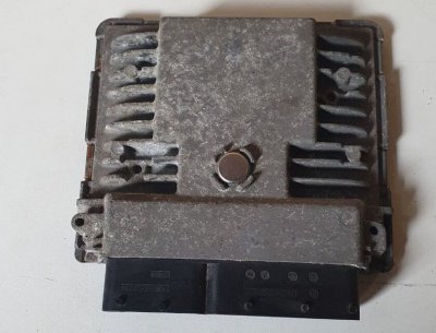 Блок керування двигуном 03F906070ER 1.2 tsi VAG Фольксваген Гольф-1