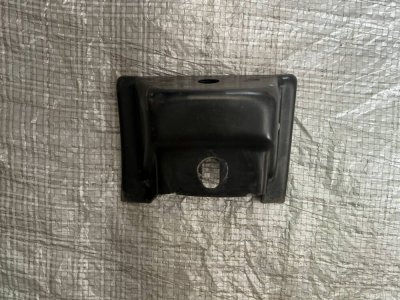 Кронштейн кріплення передньої панелі лівий VW T5 7H0805731 VAG Фольксваген Т5