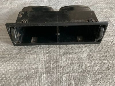 Корпус дефлектора обдуву з панелі, торпеди(подвійний) VW T4 ZSB 191819703 VAG Фольксваген Т4