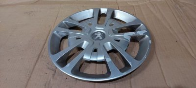 Ковпак колісний великий R16 2016+ 9822612077 Пежо Експерт