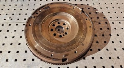 Маховик 2.0 DCI 8200641455, 8200474648, 8200823873 Рено Трафік, Опель Віваро, Ніссан Прімастар