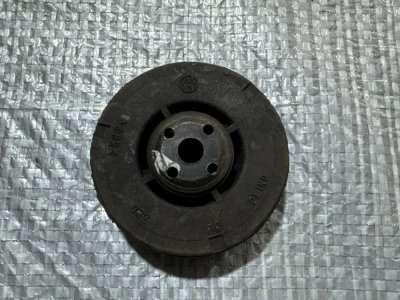 Опора двигуна 1990-2003 7D0199503C VAG Фольксваген Транспортер Т4