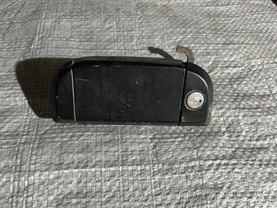 Наружная ручка передней левой двери VW T4 701837209 VAG Фольксваген Т4