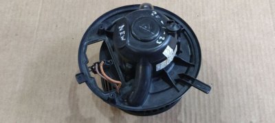 Вентилятор, моторчик пічки 35987694C VAG Фольксваген Гольф