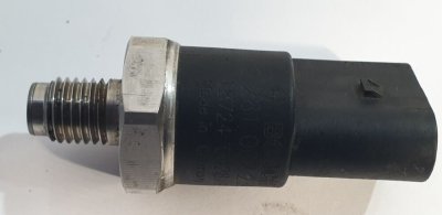 Датчик тиску палива в паливній рейці CDI  A0041531528 2000-2006 Мерседес Спрінтер 903, Віто 638