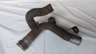 Трубка від помпи 2.0 метал 8200717364 Рено Трафік, Опель Віваро, Ніссан Прімастар