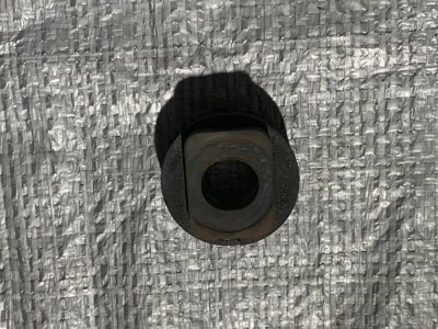 Опора, подушка радіатору охолодження нижня VW T5 7H0121275 VAG Фольксваген Т5