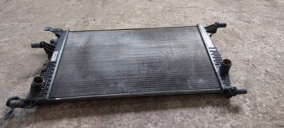 Радіатор охолодження основний 1.5 К9К 214105378R Рено Меган