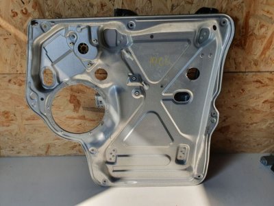 Стеклоподъемник передней правой двери без моторчика VW T5 рестайл 2009–2014 7E1837730D VAG Фольксваген Т5-1