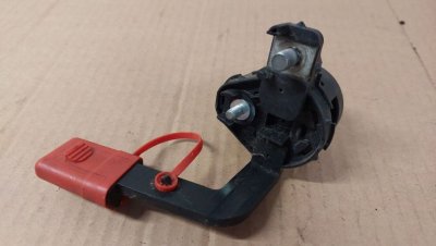 Клема плюсова 3' E90 LCI  2.0 дизель N47 2005-2013 седан 61149144884 БМВ, BMW-1