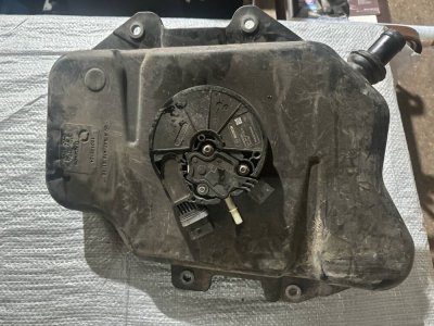Паливний бак 2014+ A4474700115 Мерседес Віто W447