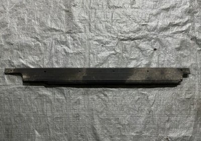 Накладка порогу внутрішня бокової здвижної лівої дверки A6386840421 638 Мерседес Віто