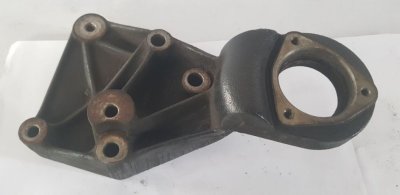 Кронштейн підшипника віскомуфти 2.5TDI 074145169C 1996-2006 Фольксваген ЛТ