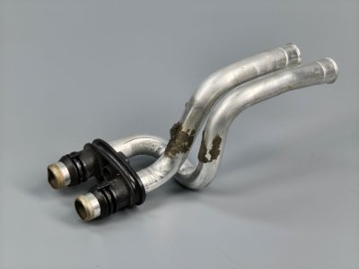 Трубки радіатора пічки 3C1819857 VAG Фольксваген Пассат B7