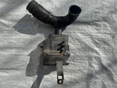 Патрубок від корпусу повітряного фільтра до колектора 1.9 2003-2008 9644809680, 96260000280 Сітроен Берлінго, Пежо Партнер