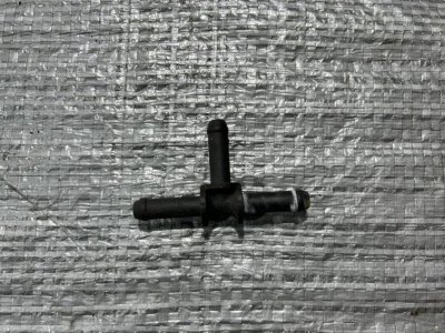 Трійники, штуцера різні VW T5 5QD121087M VAG Фольксваген Т5