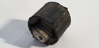 Подушка КПП, коробки передач A9012421413 1996-2006 Фольксваген ЛТ, Мерседес Спрінтер 903