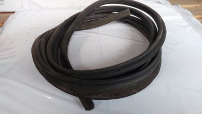 Ущільнювач бокових здвижних дверей 1996-2006 A6906970398, 2D1843791C Фольксваген ЛТ, Мерседес Спрінтер 903
