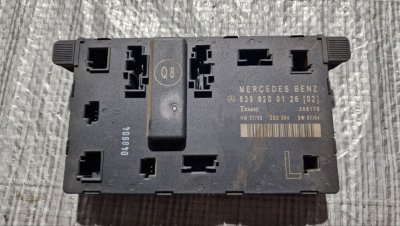 Блок управления передними левыми дверями 2003–2010 A6398200126 639 Mercedes Vito