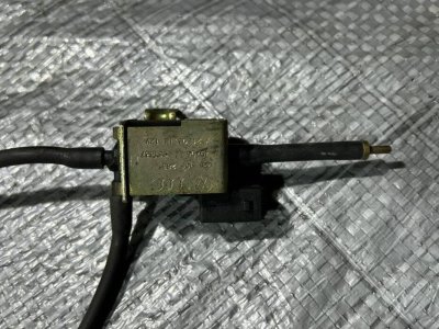 Клапан регулювання тиску наддуву VW T5 028906283 VAG Фольксваген Т5