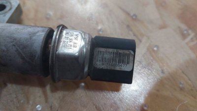 Датчик тиску в паливній рейці 2.5 TDI, BJK 076906051 VAG Фольксваген Крафтер 2006+