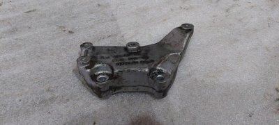 Кронштейн впускного колектора 2.2 CDI ОМ651 2006+ 906 А6510940039 Мерседес Спрінтер
