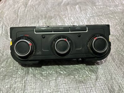 Блок управління пічкою з кондиціонером VW T6 2013+ 7E0907047AK Фольксваген Транспортер Т6