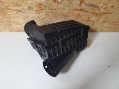 Корпус повітряного фільтру 1K0129607AG VAG Фольксваген