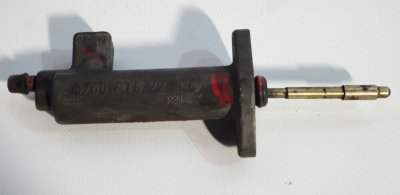 Робочий циліндр зчеплення 1996-2006 2D0721261A Фольксваген ЛТ