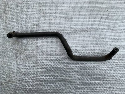 Патрубок системи охолодження від розширювального бачка VW T5 7H0121447D VAG Фольксваген Транспортер Т5