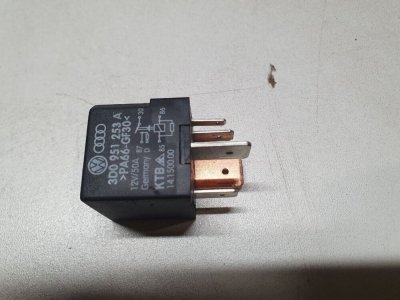 Реле вказівника поворотів 3D0951253A VAG Фольксваген