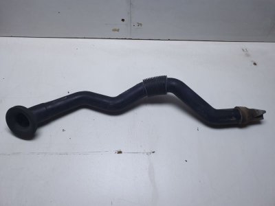 Патрубок повітряного фільтру 2.3 A6388320823 638 Мерседес Віто-1