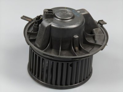 Моторчик пічки 1K1820015Q VAG Фольксваген Пассат B7