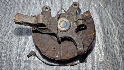 Поворотний кулак, цапфа передня права в зборі з АБС 2003-2014 A6393300732, A6393301017  639 Мерседес Віто