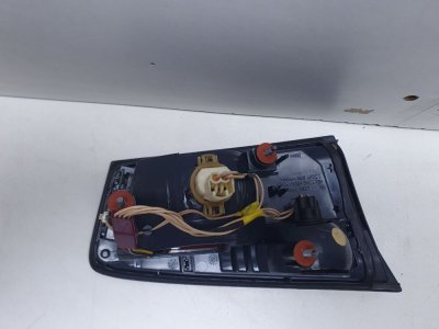 Фонар задній правий, в кришці багажнику 2010-2017 89505495 BMW 5 F11-1