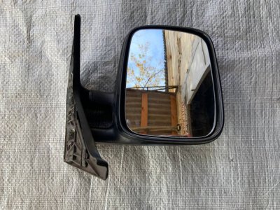 Правое механическое зеркало (цвет и состояние уточняются) VW T4 701857508F VAG Фольксваген Т4