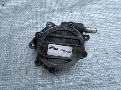 Насос вакуумний 3.0CDI 2003-2010 A6422300065 639 Мерседес Віто