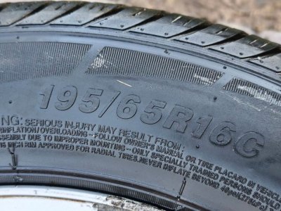 Диски легкосплавні, титани комплект 8200709828, 93859871 Рено Трафік, Опель Віваро, Ніссан Прімастар-5